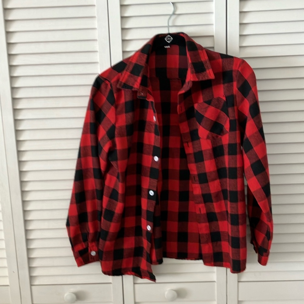 Sangtree‎ cotton blend black and red  flannel shirt size large (10/12)